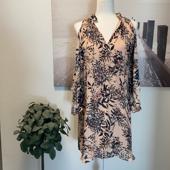 Parker pink Floral cold shoulder mini dress in pink paradise size s - Picture 1 of 6